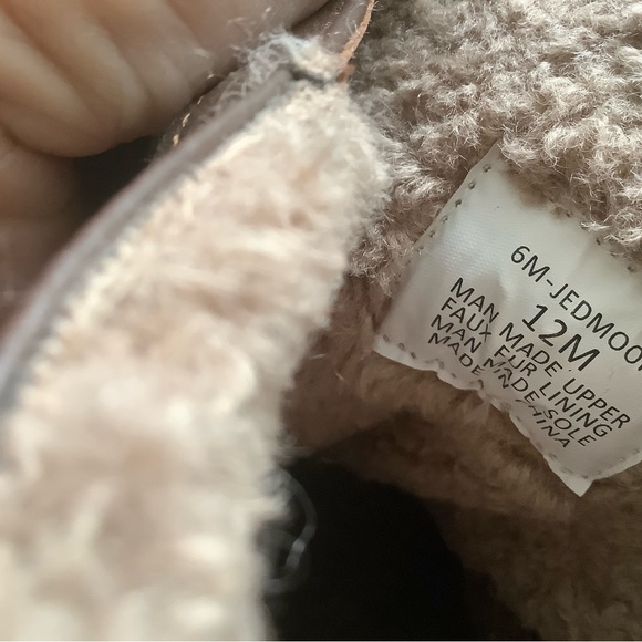 Mens boots - Picture 2 of 3